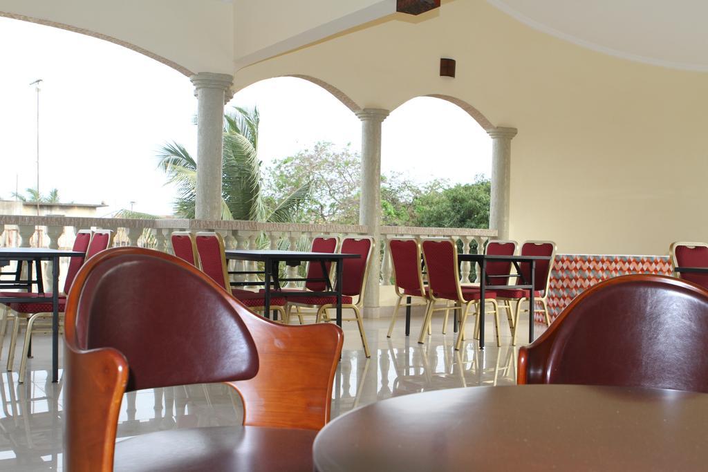 Hotel Residence Flamani Lomé Dış mekan fotoğraf